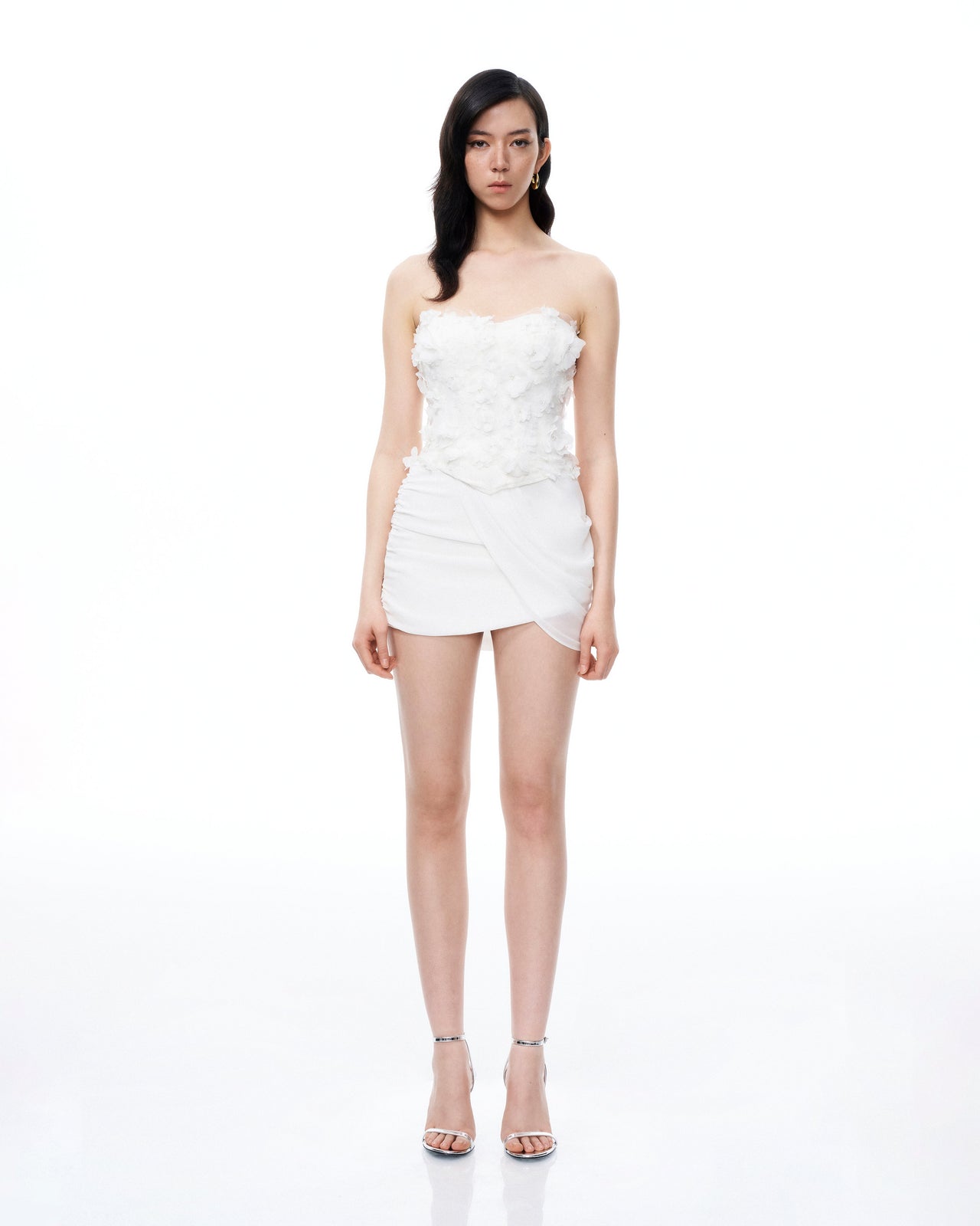 Juniper 3D 플로럴 미니 수트 - 화이트