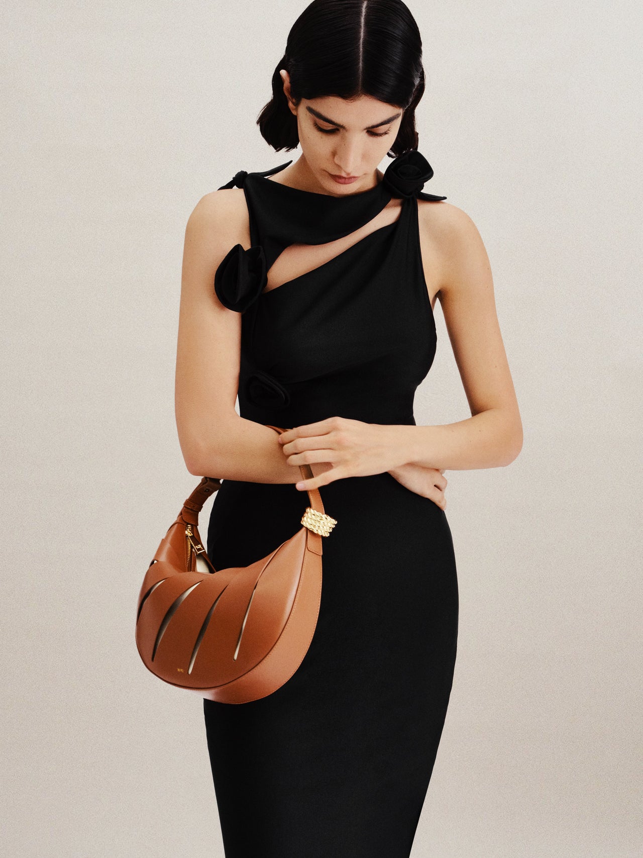 Jana 할로우아웃 숄더백 -브라운