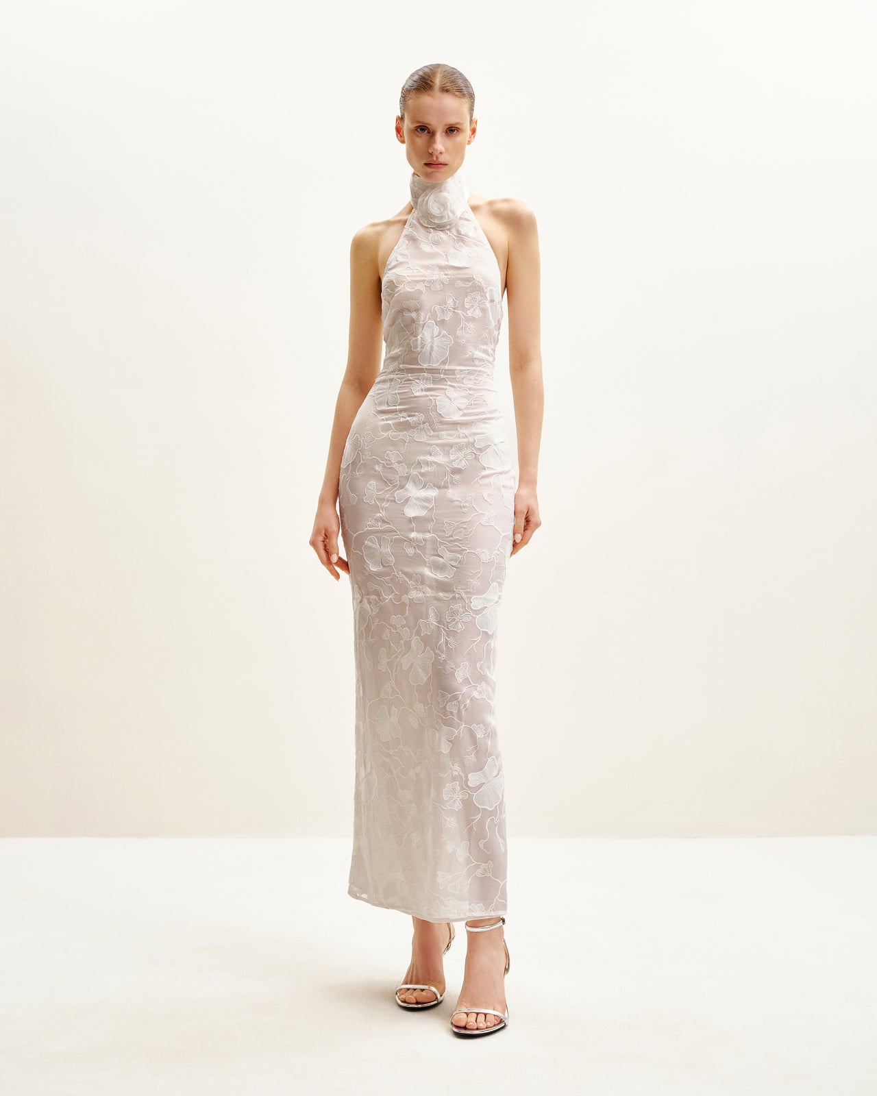 Uliana 화이트 플로럴 레이스 홀터넥 맥시 드레스 - 화이트