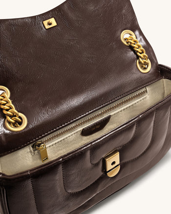 Tina 퀼팅 체인 크로스바디 - 딥 클라렛 브라운