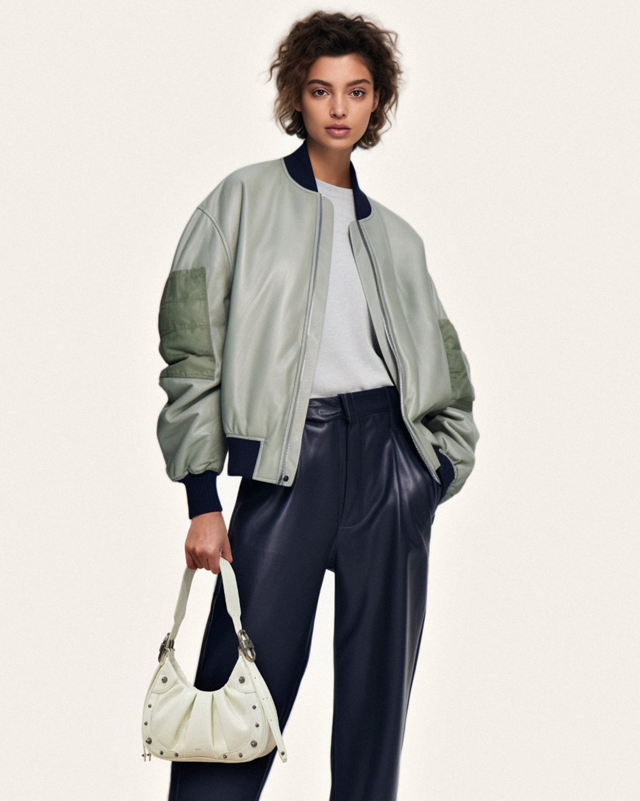 Gabbi 크러쉬 주름 장식 호보 핸드백 - 화이트