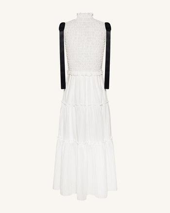 하이넥 슬리브리스 스모크 3단 맥시 드레스 - 화이트