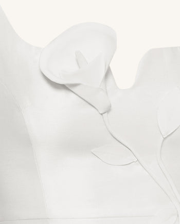 3D 덩굴 아플리케 비대칭 스윗하트넥 가운 - 화이트