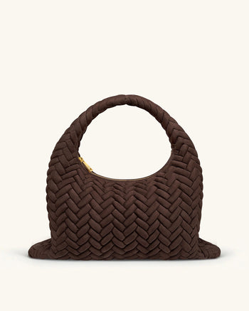 Cora 라지 인조 스웨이드 퀼팅 호보 숄더백 - 다크 브라운