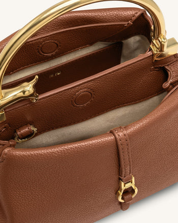 Bruna 닥스훈트 메탈 핸들 토트백 - 브라운